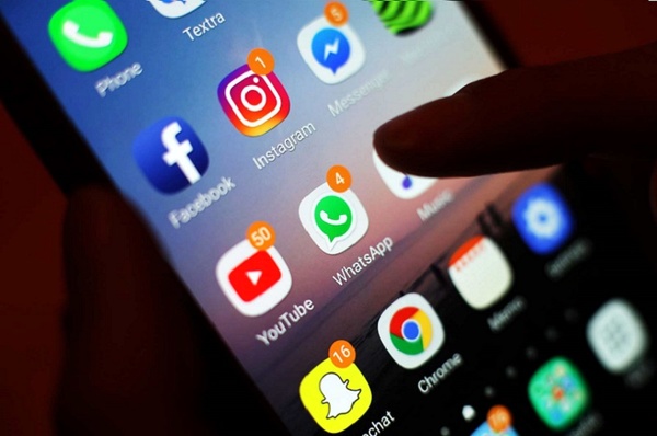 اخلاق ديجيتال  و حريم خصوصي